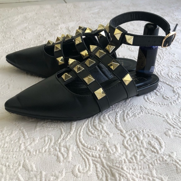 Nicole Miller Black Tulum Gold Studded Ankle Strap Pointed Flat Loafers - Picture 2 of 6